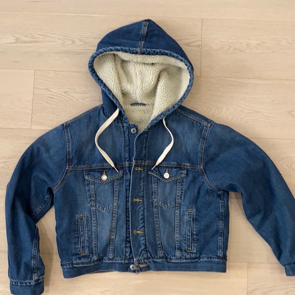 GAP cropped jean Jack with sherpa lining size XS - Picture 1 of 5